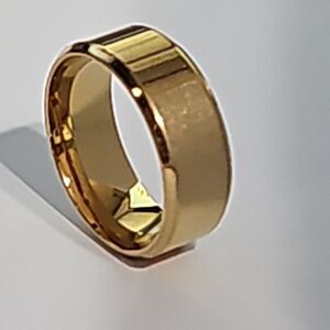 Fashion Solid Color Golden Mirror Stainless Steel Band Rings size. 11 Men's (US)